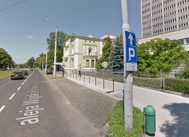 Oznakowanie strefy płatnego parkowania w Szczecinie, zdjęcie z lipca 2017 r., fot. google.com 03.12.2020