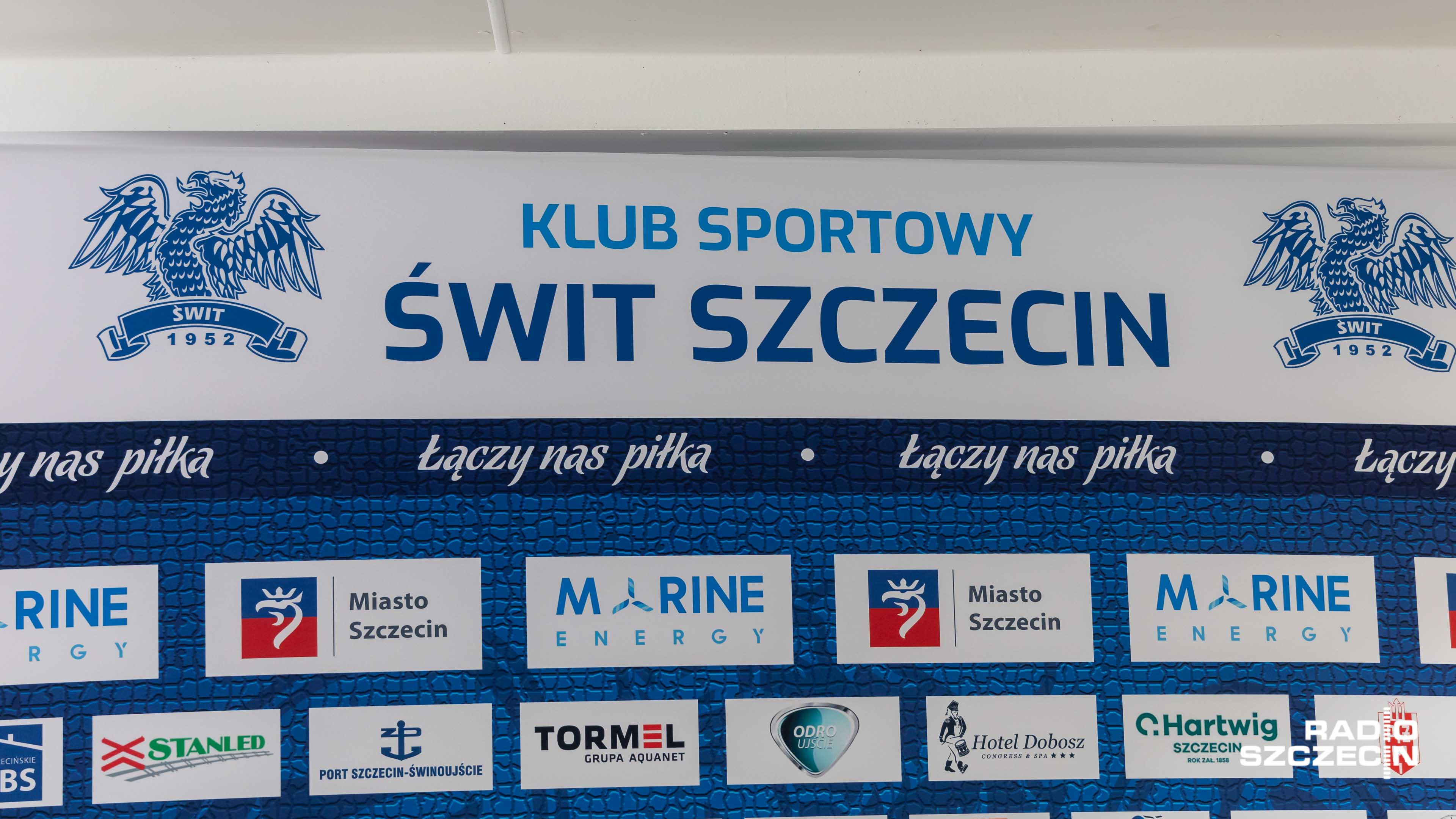 Świt Szczecin pokonał Klub Piłkarski Starogard 3:1 w 28 kolejce III ligi grupy II.