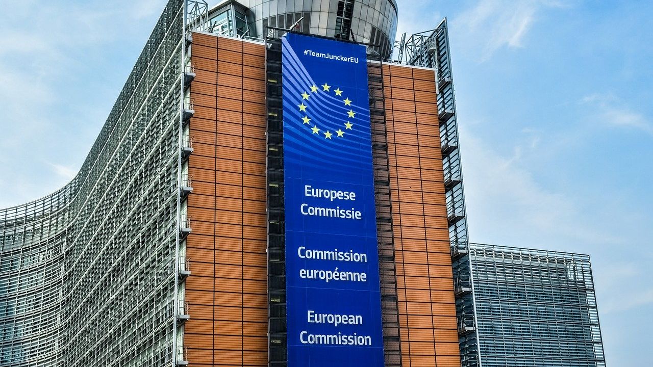 Komisja Europejska wezwała Polskę do poprawy planów dotyczących celów klimatycznych. Bruksela oceniła, że są za mało ambitne. Oprócz Polski krytyczne uwagi usłyszała też Bułgaria.