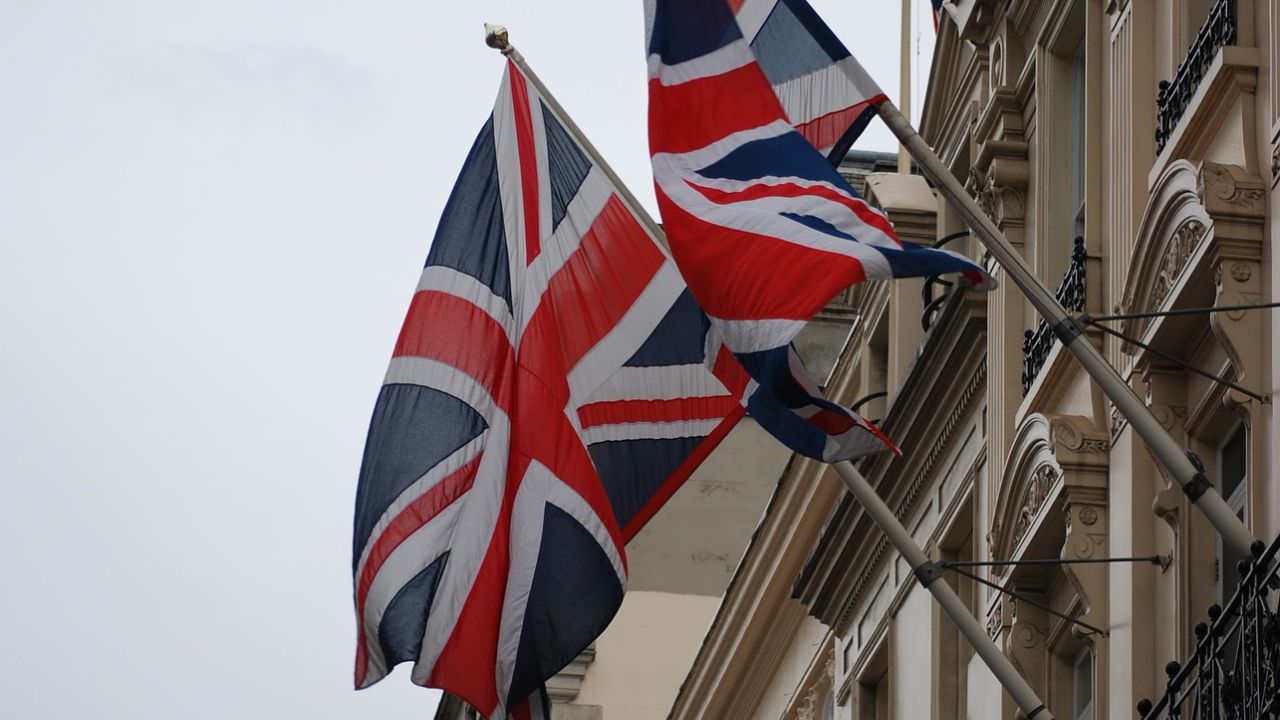 Wielka Brytania: restrykcje potrwają do czerwca