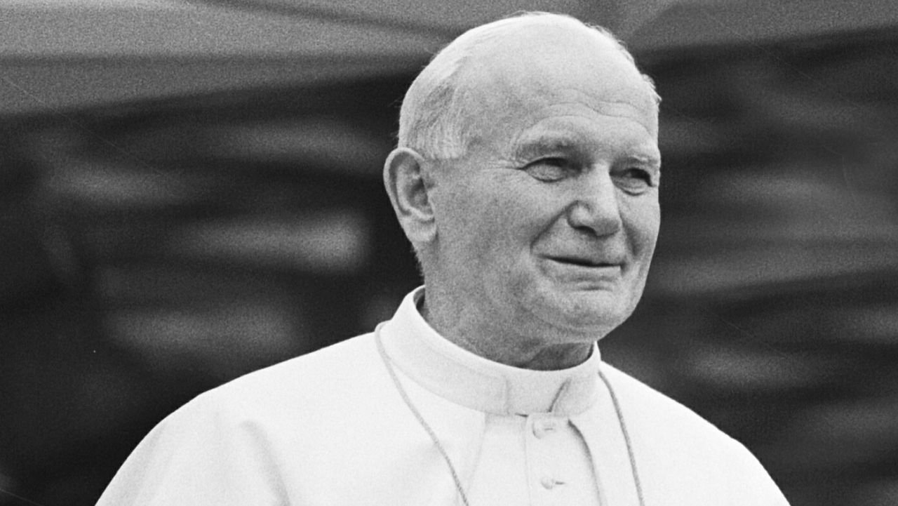 Rada Miasta zdecydowała o uhonorowaniu urodzin Jana Pawła II
