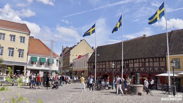 Duńczycy wbrew zaleceniom często odwiedzają Szwecję