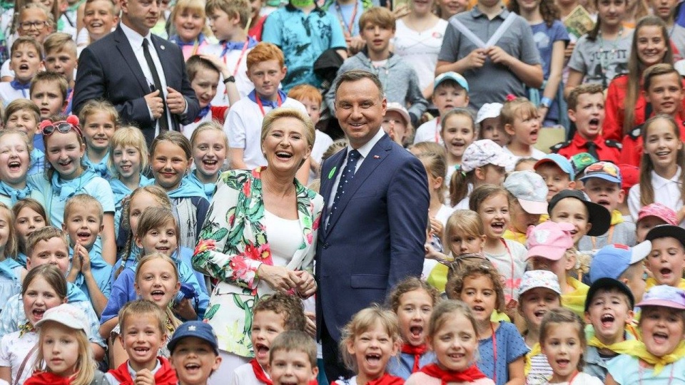 Para Prezydencka złożyła dzieciom życzenia z okazji ich święta. https://www.prezydent.pl. Fot. Jakub Szymczuk/KPRP (Archiwum)