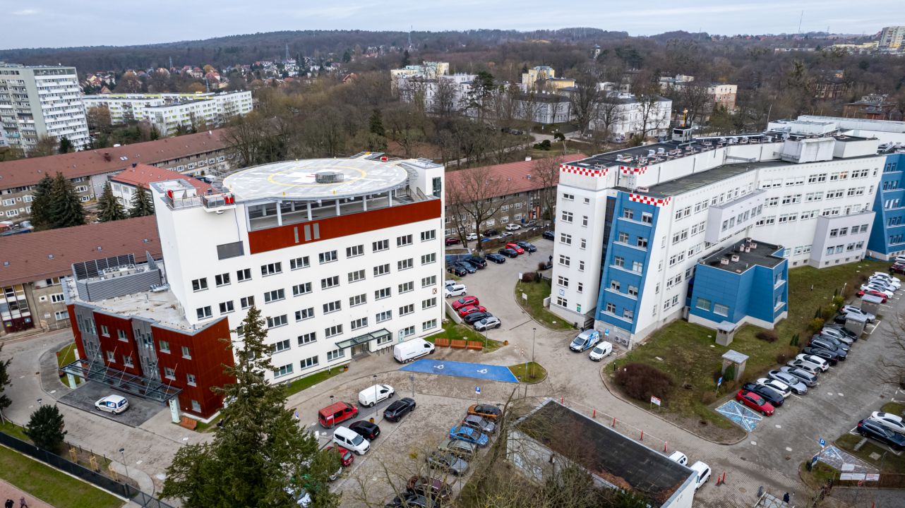 Dobiegła końca budowa nowego budynku Szpitala Wojewódzkiego przy ul. Arkońskiej.