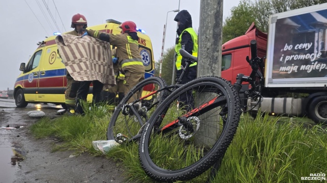 O krok od tragedii w Koszalinie. Na przejeździe kolejowym przy ulicy Szczecińskiej rowerzysta wjechał rowerem w bok Pendolino.