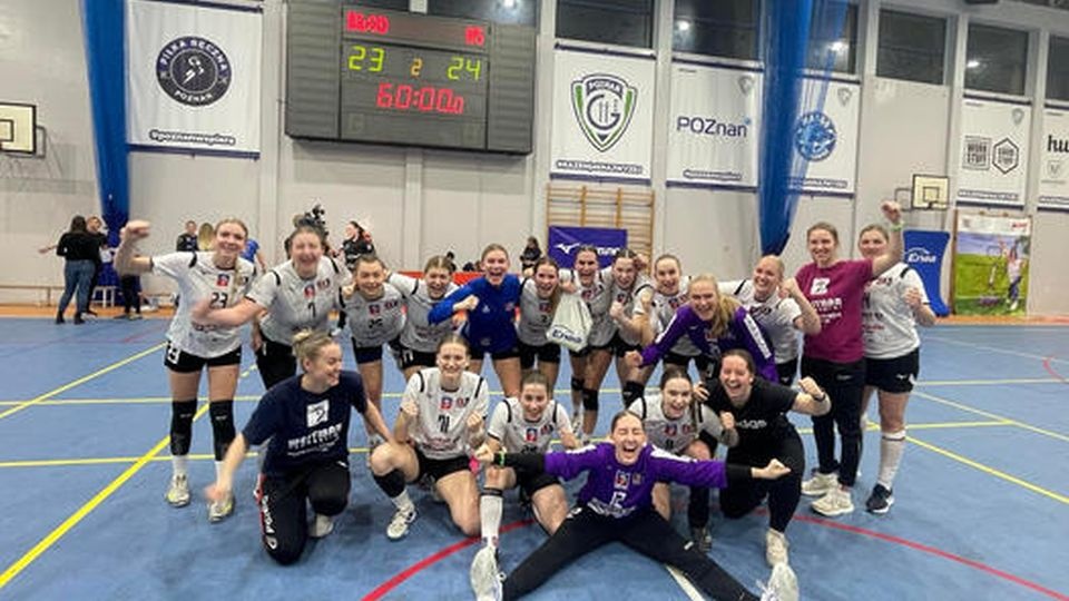Portową siódemkę do sukcesu poprowadziła Oliwia Piotrowska, która zdobyła 10 bramek. źródło: https://www.facebook.com/SPR.Pogon.Szczecin