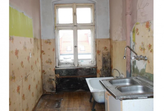 Mieszkanie do remontu przy ul. Pocztowej, fot. zbilk.szczecin.p 25.05.2021