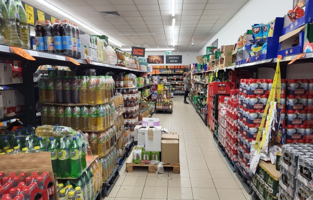 Alejki w sklepie sieci Biedronka w Kobylance 20.09.2023