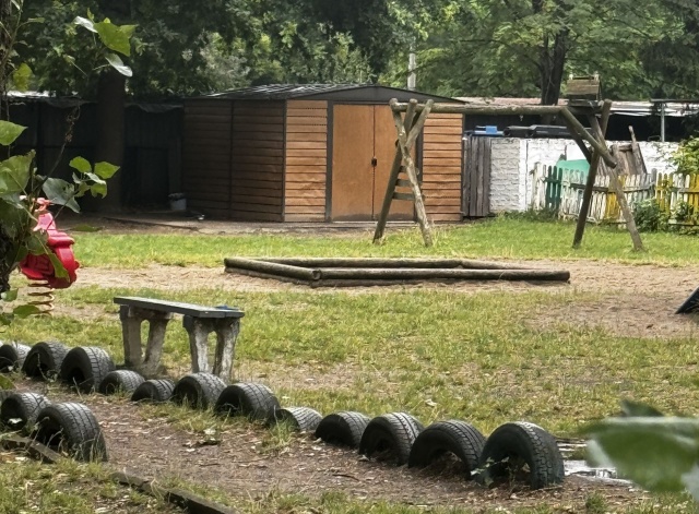 Plac zabaw przy Przedszkolu nr 73 w Szczecinie, fot. Słuchaczka 24.07.2025