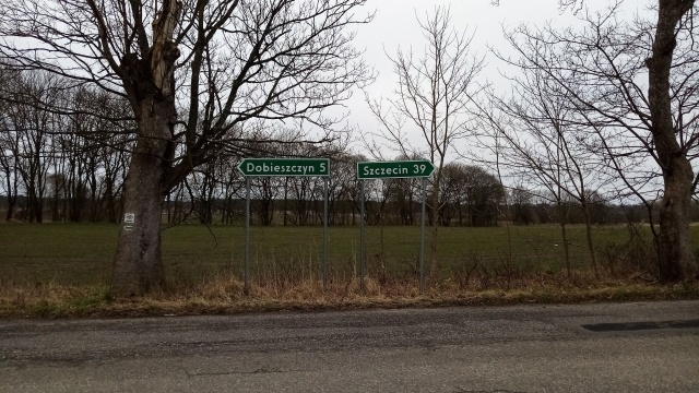 Drogowskaz w Stolcu, fot. Słuchacz, pan Michał 22.12.2025