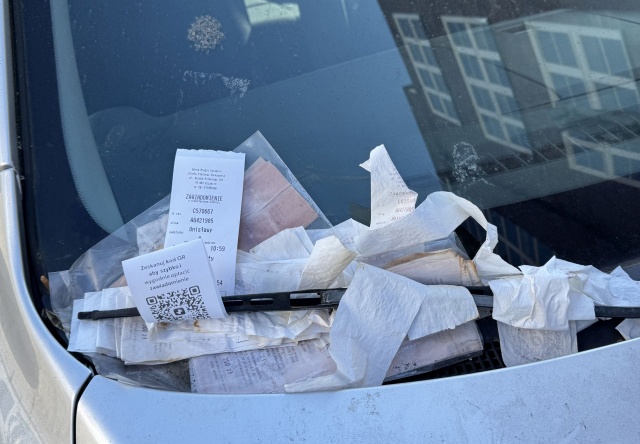 Auto na ul. Unisławy, fot. Słuchacz, pan Rafał 09.04.2026