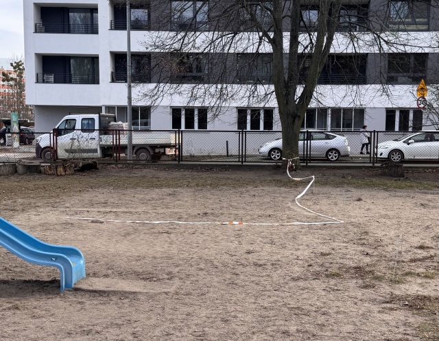 Plac zabaw przy przedszkolu przy ul. Ceglanej, fot. Słuchaczka, pani Natalia 21.04.2026