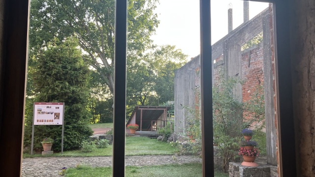Widok na wirydarz. Fot. Małgorzata Frymus 26-07-2026 [Religia na fali]
