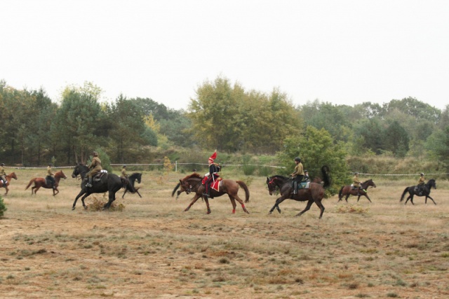 70 Plener Migawki - fot. Bożena Żylińska (3) [11.10.2014] 70. Plener Migawki - "17 Ułańska Pogoń za Lisem"