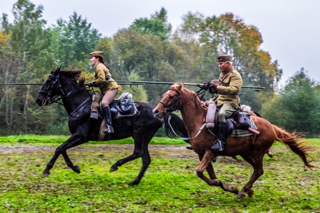 70 Plener Migawki - fot. Maciej Moskiewicz (2) [11.10.2014] 70. Plener Migawki - "17 Ułańska Pogoń za Lisem"