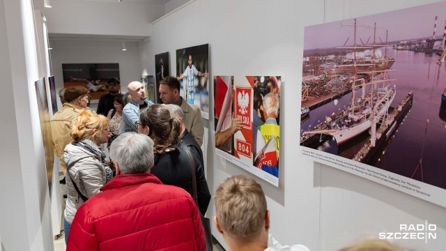 Wernisaż - XII Migawka. Szczecińska fotografia prasowa 2025. Fot. Robert Stachnik XII Migawka. Szczecińska fotografia prasowa 2025. [ROZMOWA]