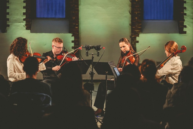 Neuma Quartet w składzie: Sławomira Wilga (skrzypce), Michał Nowak (skrzypce), Nela Zaforemska (altówka), Agata Nowak (wiolonczela). Fot. Hubert Grygielewicz [Materiały prasowe Baltic Neopolis Orchestra] Sympozjum Kompozytorów kolejnym sukcesem 8. Festiwalu Szczecin Classic [POSŁUCHAJ, ZDJĘCIA]