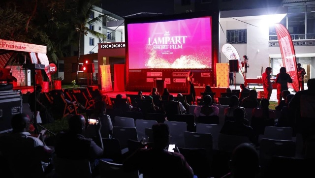 Festiwal Filmów Krótkometrażowych LampART w Mombasie. Fot. organizatorzy Kenijski Festiwal LampART zagości na Szczecin Film Festiwalu.