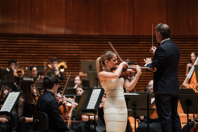 8. ZOSIA Zofia Anna Olesik – stypendystka Anne-Sophie Mutter polską nadzieją w Konkursie Wieniawskiego [WYWIAD ze SKRZYPACZKĄ, ZDJĘCIA]