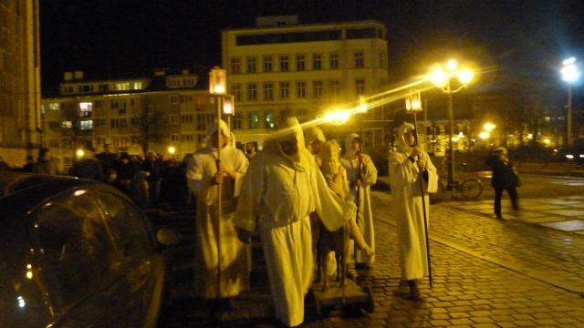 Ludus Paschalis w wykonaniu Scholi Węgajty w szczecińskiej Katedrze p/w św Jakuba (fot.Małgorzata Frymus) "Schola Węgajty" na OKNIE w Teatrze Kana [ROZMOWA]