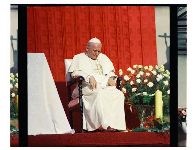 Papież Jan Paweł II. Fot. [Zdzisław Sowiński] Papież Jan Paweł II w obiektywie Zdzisława Sowińskiego [ROZMOWA, ZDJĘCIA]