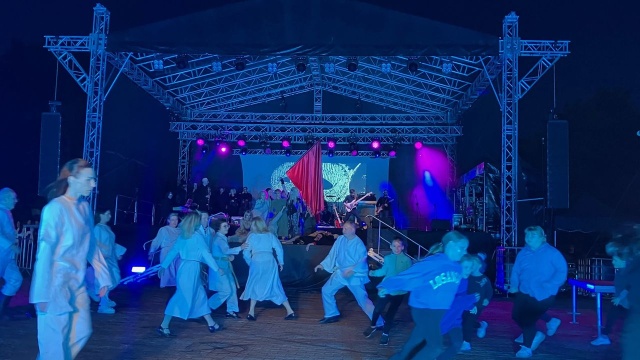 Rock opera w Goleniowie wielki sukcesem. Fot. Małgorzata Frymus Wielka Rock Opera "Miłość nie umrze" w Goleniowie. [RELACJA]