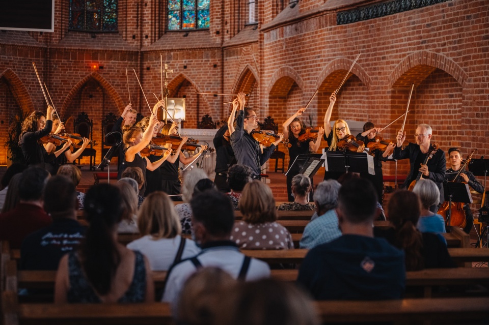 Baltic Neopolis Orchestra w Kościele pw. św. Jana Ewangelisty w Szczecinie. Fot. [Materiały prasowe BNO]