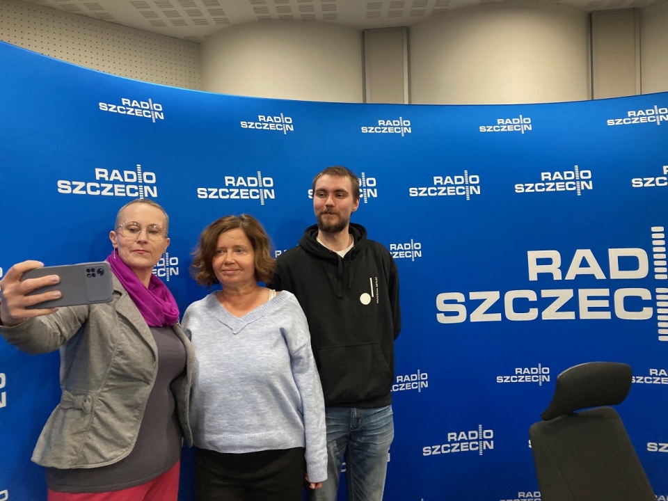 Marta Kostecka - Raksha, Barbara Markowska - Przewodnicząca Oddziału Szczecińskiego Stowarzyszenia Bibliotekarzy Polskich i Olgierd Gacki - OnBoard Szczecin