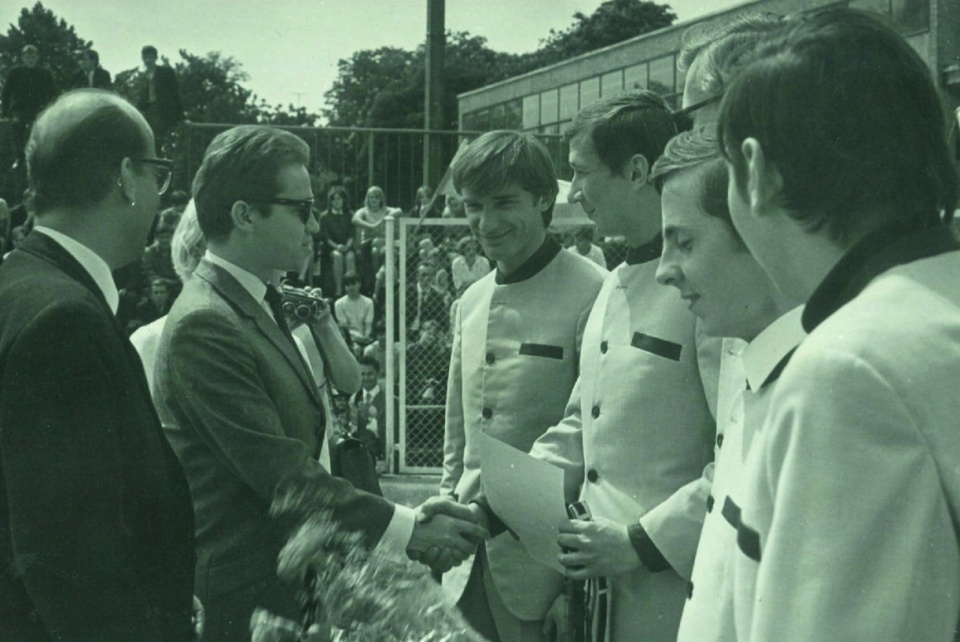 Lodogryf - wręczenie II nagrody w finale Spotkań z piosenką - 1967 r.