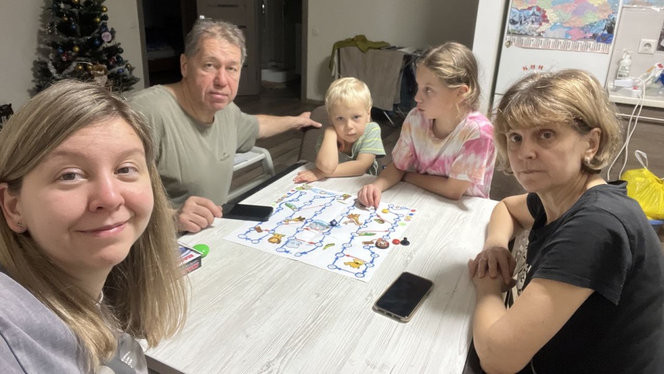 Tak wyglądali wieczory bez światła, ale w gronie rodzinnym