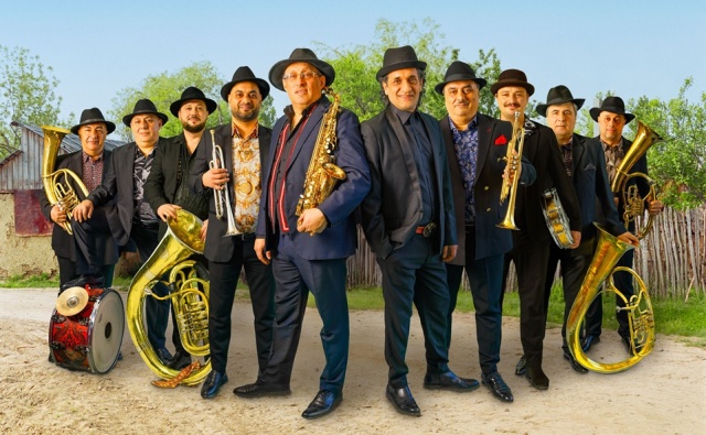 Fanfare Ciocarlia Fot. archiwum zespołu 30-lecie Teatru Brama i jubileuszowy Festiwal BRAMAT w Goleniowie