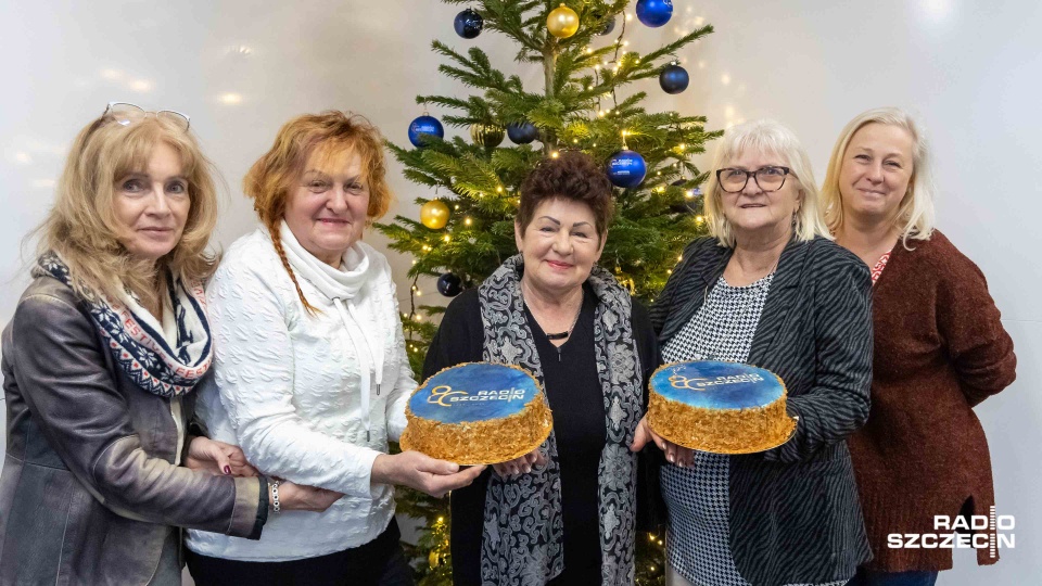Koło Gospodyń Wiejskich "Europejki" z Daleszewa w Radiu Szczecin. Fot. Robert Stachnik [Radio Szczecin]