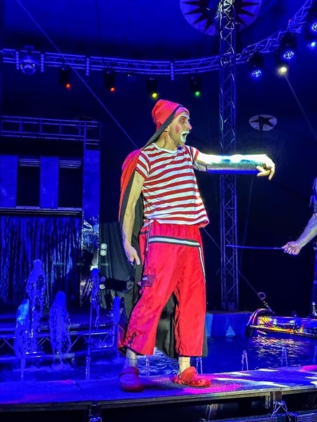 Cyrk na wodzie - Waterland 