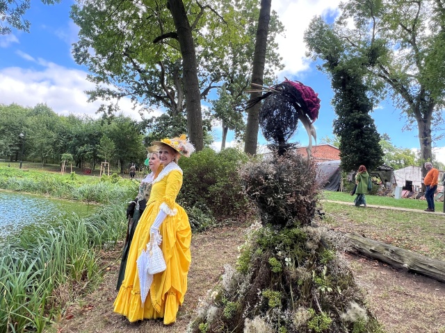 Fot. Małgorzata Gwiazda-Elmerych [Radio Szczecin] "Kwietna Pani i jej Land Art" - reportaż Małgorzaty Gwiazdy-Elmerych