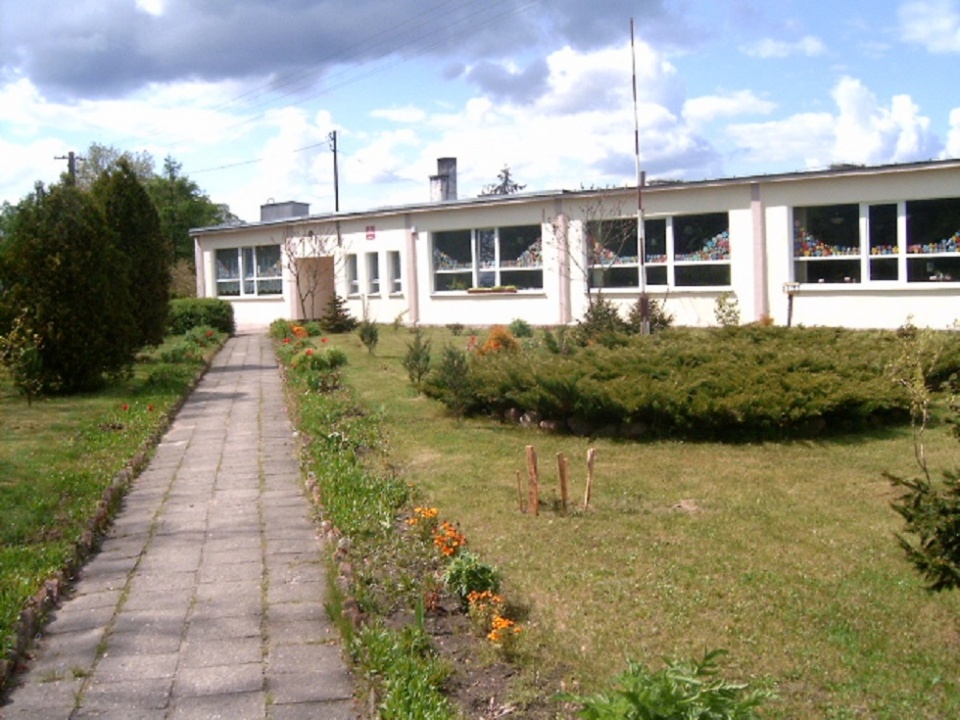Budynek Szkoły Podstawowej w Strzelczynie
