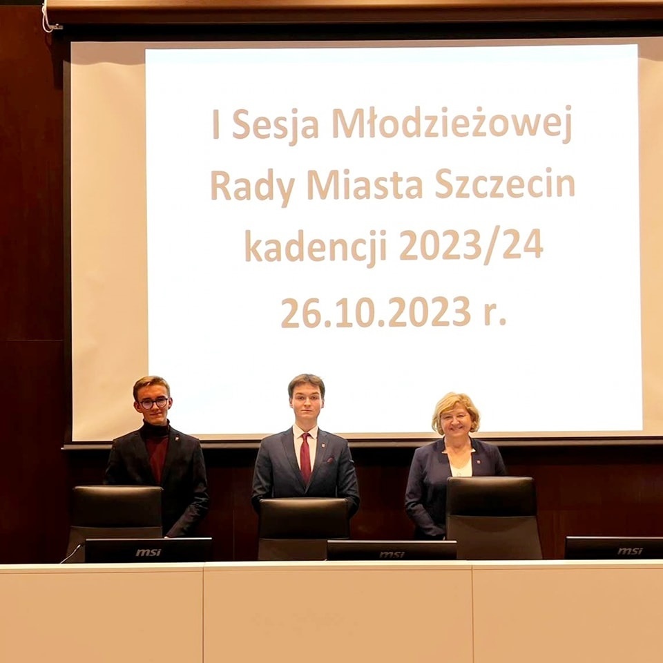 Przewodnicząca Rady Miasta Szczecin, pani Renata Łażewska z Mateuszem Zajdeckim i Maksem Gaszewskim