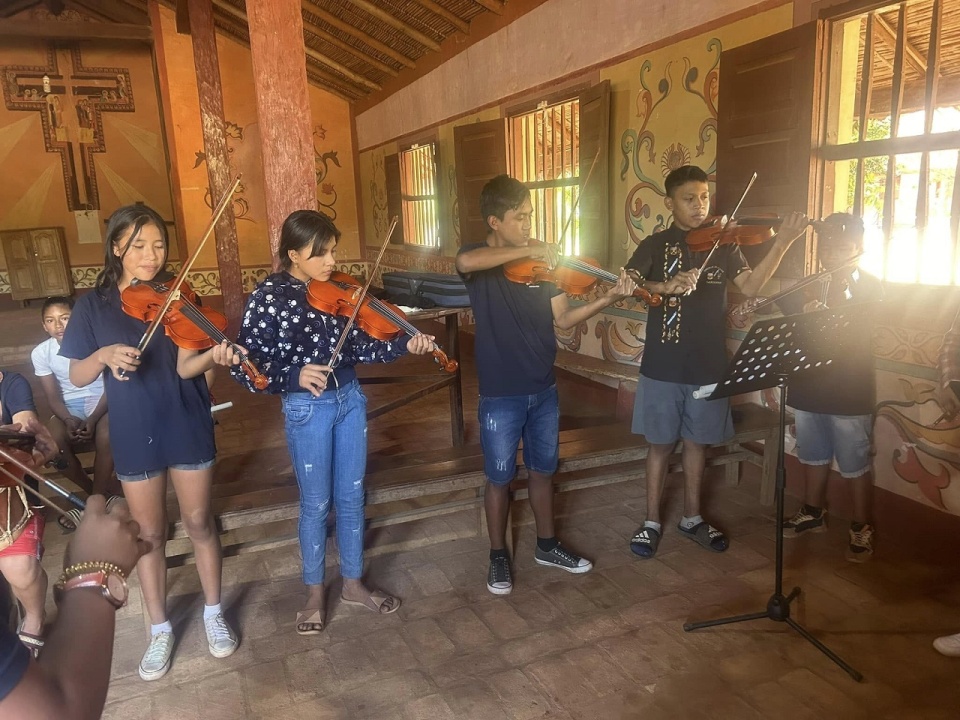 Młodzi muzycy z Boliwii