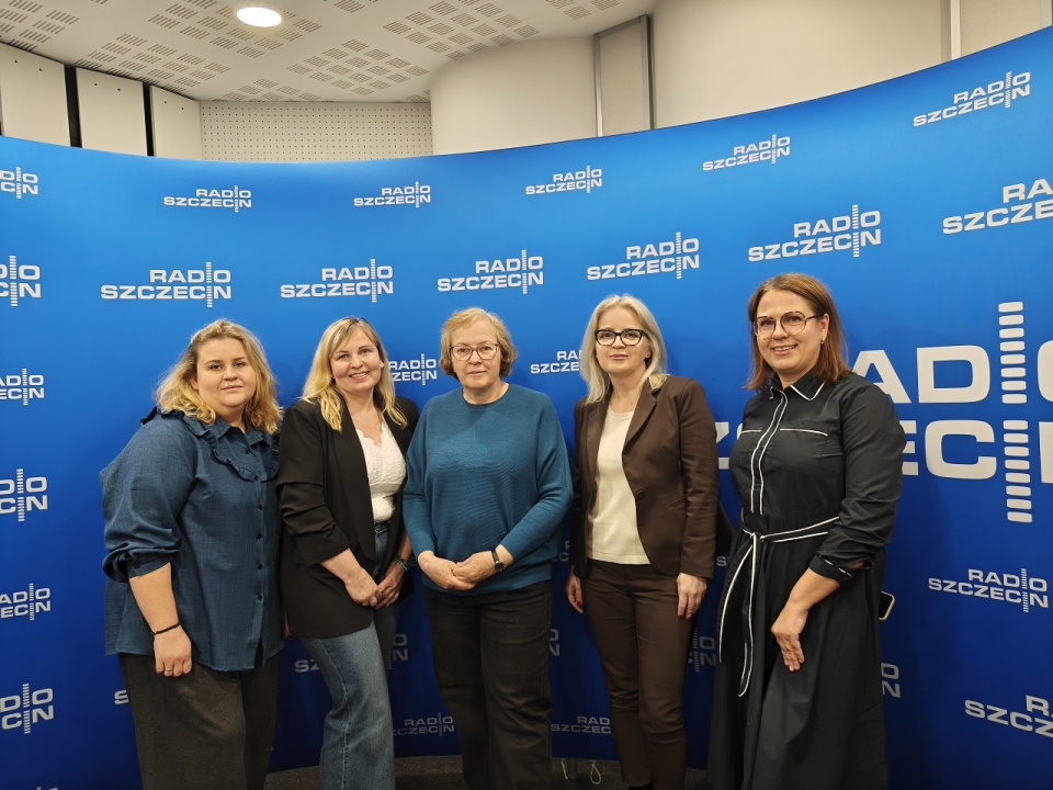 Goście Fonosfery - Monika Helewska dyr. DK Słowianin, Anna Bereżecka – Pieńkos pedagożka w Ośrodku Harmonia, Maria Konarska prezeska Fundacji Harmonia, Sławomira Popek dyr Ośrodka Harmonia