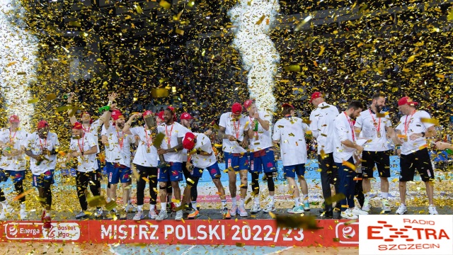 Koszykarze Kinga wywalczyli złoty medal i tytuł mistrza Polski.Fot. Robert Stachnik 