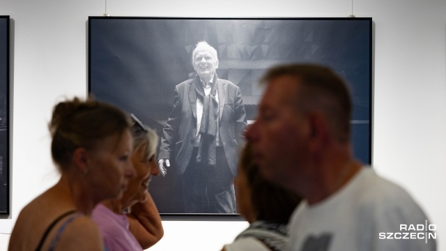 Janusz Olejniczak – pianista w obiektywie Bartka Barczyka. Fot. Robert Stachnik [Radio Szczecin] Bartek Barczyk | „...Najważniejsza była dokumentacja fotograficzna przyjazdu Maestro Pendereckiego do Filharmonii w Szczecinie...” [ROZMOWA z ARTYSTĄ, ZDJĘCIA]