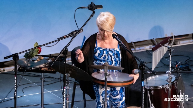 Krystyna Stańko w studiu koncertowym Radia Szczecin im. Jana Szyrockiego (marzec 2021). Fot. Robert Stachnik [Radio Szczecin/archiwum] Krystyna Stańko nagrała „Return to Revisited” | „Kocham muzykę, która ma konkretne korzenie...” [ROZMOWA z ARTYSTKĄ, ZDJĘCIA]