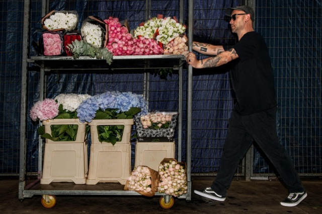 Damian Sikorski. Fot. Materiały prasowe artysty Damian Sikorski | „Płyta 'Tysiące chwil' zbiegła się z Wielkanocą...” [ROZMOWA z ARTYSTĄ, ZDJĘCIA]