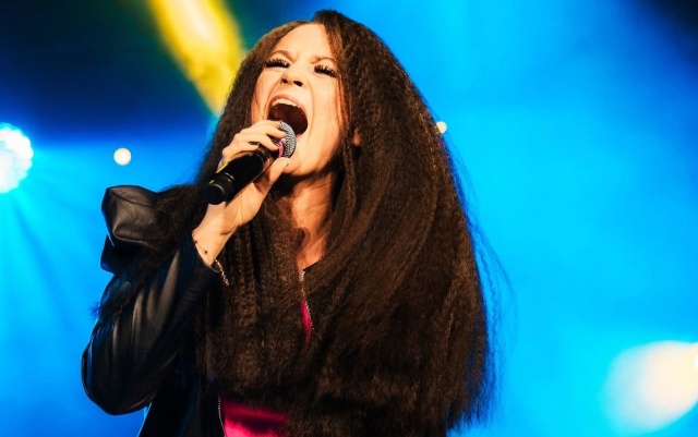 Julia Bury – wokalistka, kompozytorka, autorka tekstów. Fot. Materiały prasowe artystki. Źródło: https://www.facebook.com/photo/?fbid=1506461391491475&set=pb.100063828860924.-2207520000&locale=pl_PL Julia Bury wydała debiutancki album „Ja Julia” [ROZMOWA z ARTYSTKĄ, ZDJĘCIA]