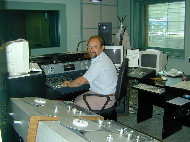 Zbigniew Malarski - realizator ZE-2. Fot. Bogusław Lis [Radio Szczecin] Lata 90.