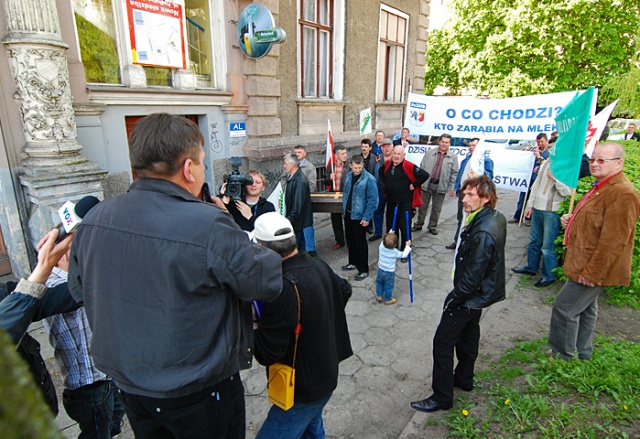 Protest rolnikow w centrum Szczecina - fot. Lukasz Szelemej 01.JPG 