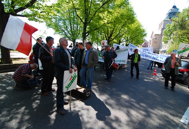Protest rolnikow w centrum Szczecina - fot. Lukasz Szelemej 16.JPG 