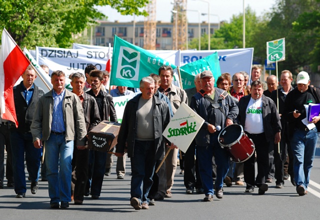 Protest rolnikow w centrum Szczecina - fot. Lukasz Szelemej 08.JPG 