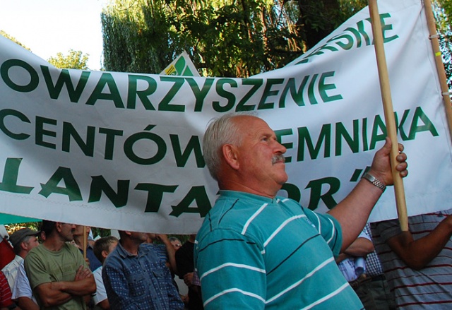 Protest Rolnikow Indywidualnych w Szczecinie - fot. Lukasz Szelemej 05.JPG 