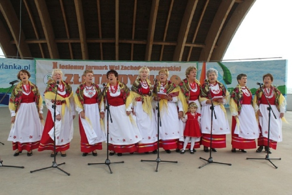 Zespół Folklorystyczny Kalina z Kobylanki