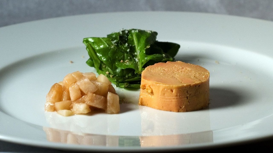 Pasztet strasburski, foie gras – pasztet produkowany ze stłuszczonych wątróbek kaczych i gęsich. Fot. www.wikipedia.org / Luigi Anzivino